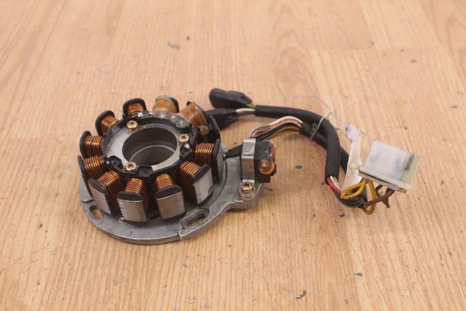 Estator de escape vertical Polaris RMK 800 2004 Foto 3 de 4