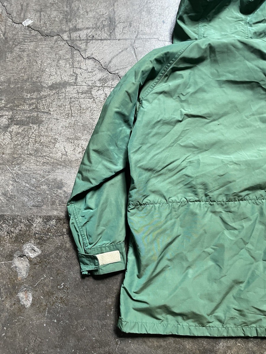 VTG SIERRA DESIGNS 60/40 GREEN TAN HOODED NYLON MOUNTAIN VTG SIERRA DESIGNS 60/40 GREEN TAN HOODED NYLON MOUNTAIN