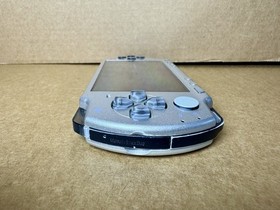 PSP 2000 Final Fantasy Custom Build! 128GB SD Card With Extras(READ DESCRIPTION)