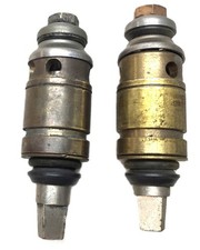 Chicago Faucet Right-Hand Valve Cartridge 199 Lot of 2 NOS