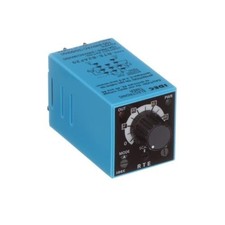 1pc IDEC CORPORATION RTE-B2AF20 Timer, Analog, Blade, 100-240VAC, StartInpu