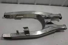 05 HONDA CRF250R SWINGARM SWING ARM SUSPENSION 52200-KRN-710