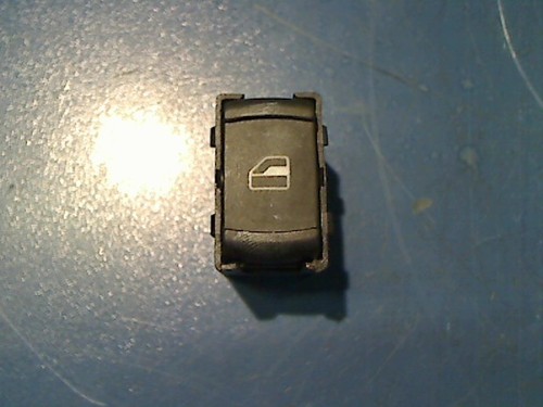 Fensterheberschalter Rechts Vorne VW 3B0959855B 1 J Golf 1.6