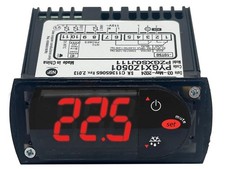 Carel Temperature Thermostat PZGXS0J111 with 2 Temperature Sensor Probes / 115V