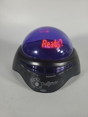 Radica 20Q Challenge Electronic Game Floating LED Dome Tabletop Spiel Vintage