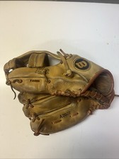 D6  Wilson Fieldmaster Model A2602 802751 Left Handed Glove 11 inch