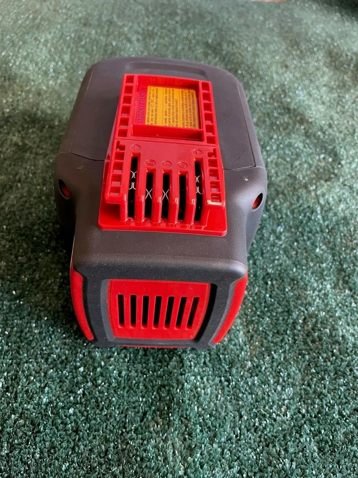 JONSERED 58 伏电池 适用于无绳吹风机、割草机、链锯套筒 240LI — 第 3/4 张图片