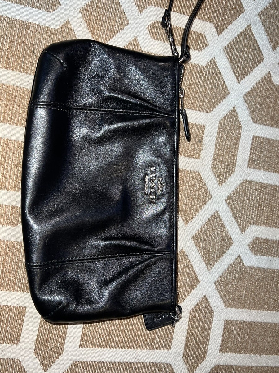 Coach Wristlet Colette Smooth Leather Zip Purple F52153 B24 for