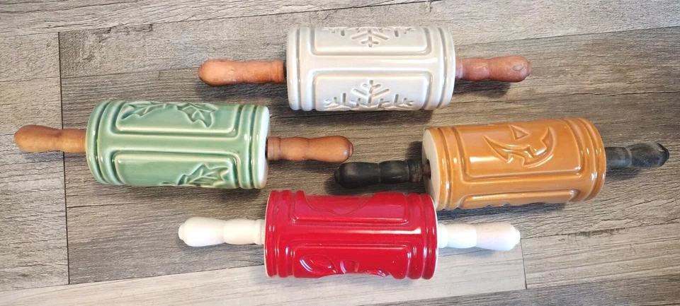 4 VTG Holiday Ceramic Rolling Pins Wood Handles Embossing Holly Leaves..... - Image 3 of 4