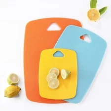 3PCS Cutting Boards for Kitchen, Kaloo Plastic Large Medium Small Cutting Boards