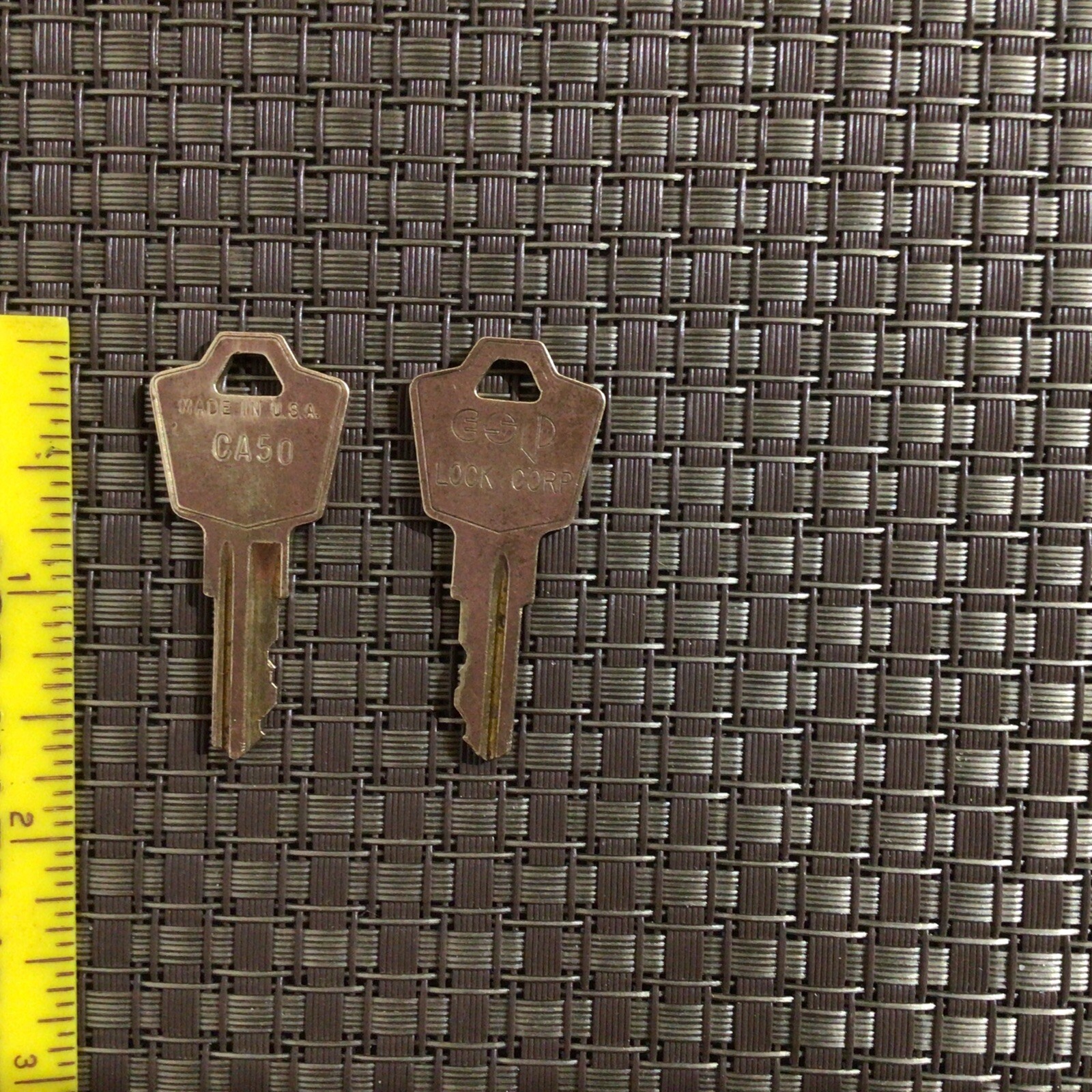 VINTAGE PAIR OF BRASS ESP LOCK CORP. #CA 50 KEYS U.S.A. | eBay