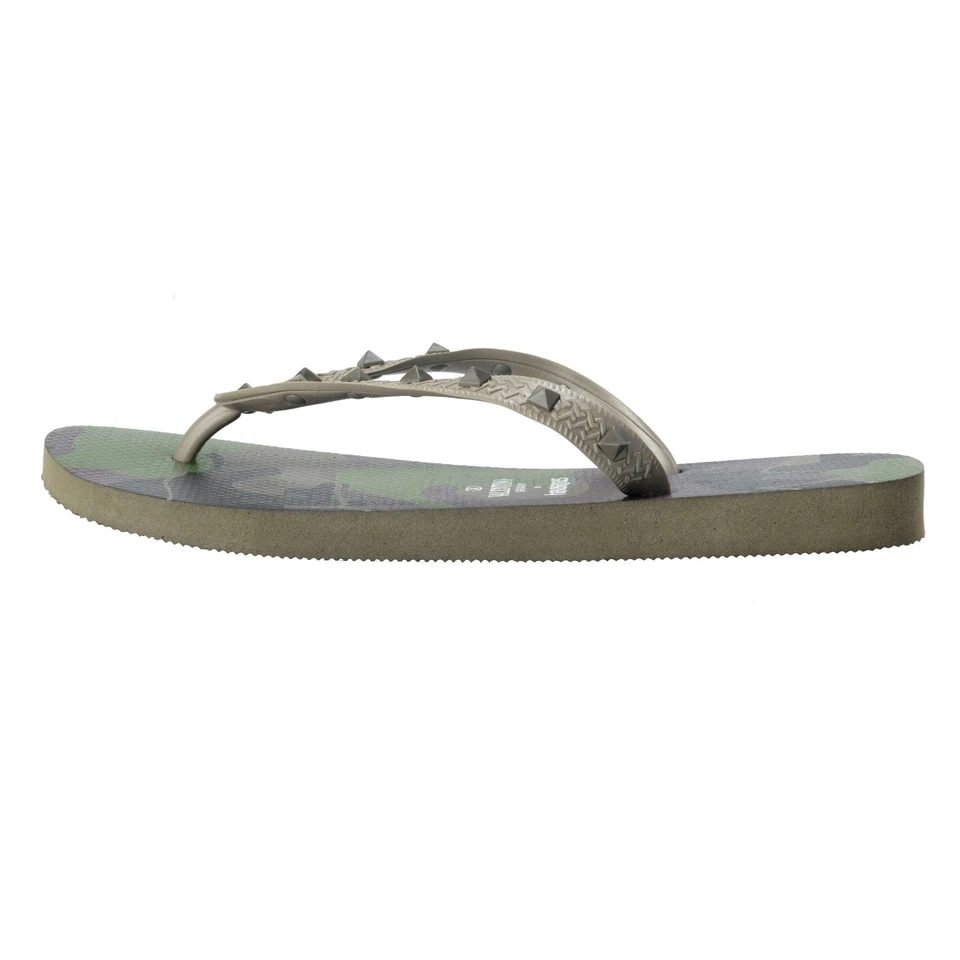 Chanclas Zapatos Valentino Garavani By Havaianas Para Hombre Verde Rockstud Camuflaje Foto 2 de 4