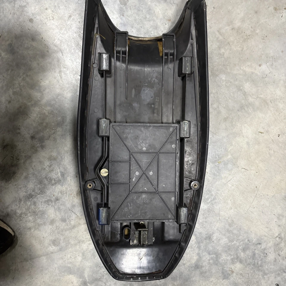 Sella Ducati Monster prima serie 600 750 900 — 第 2/4 张图片