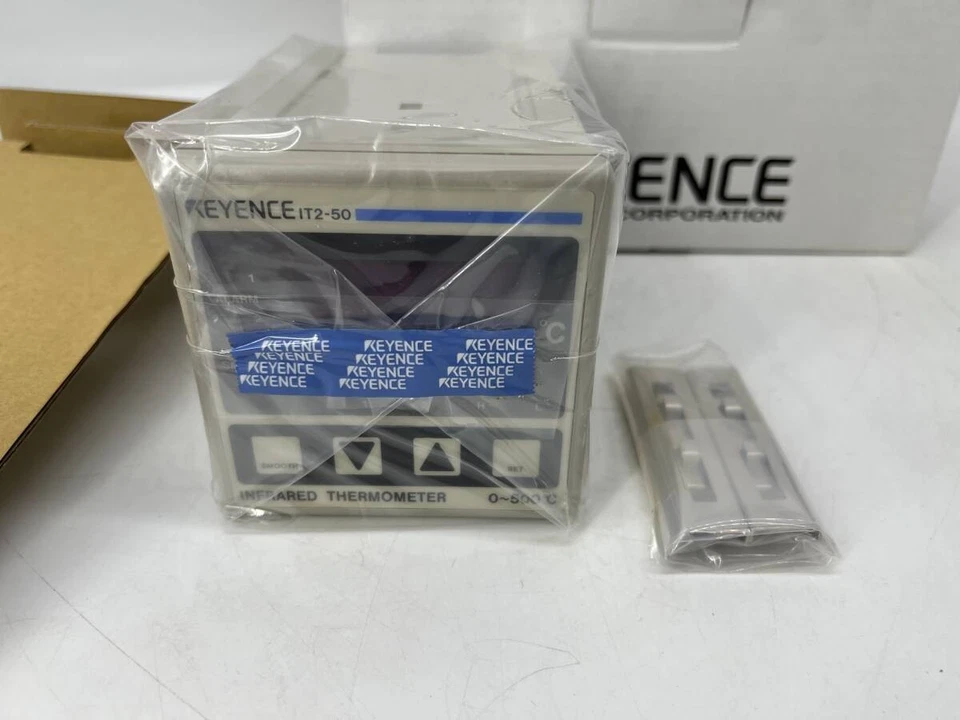 KEYENCE IT2-50 Infrared Thermometer Amplifier Unit New first come first served - Image 2 of 4