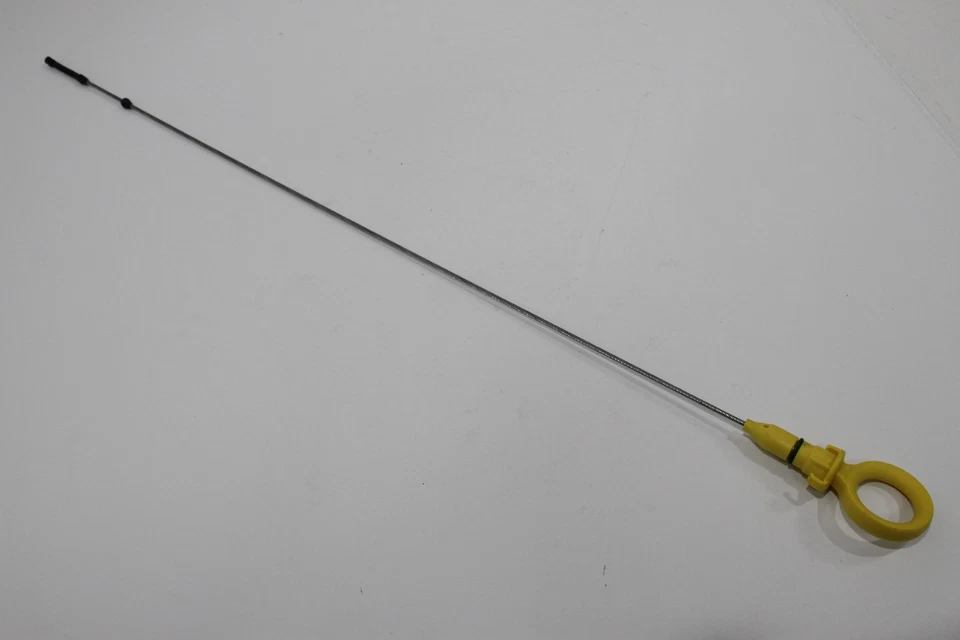 Audi A4 8K B8 2.0 TDi Oil Dipstick Dip Stick New Genuine 03L115611E - Image 2 of 4