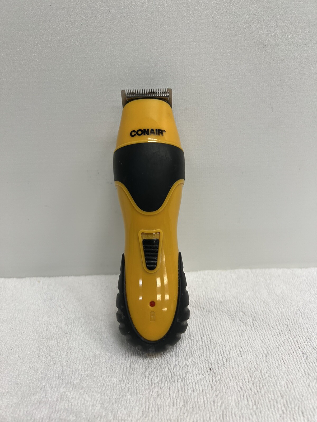 Conair Corded Wired Clippers Shaver HCT420 Yellow Black No Trimmer