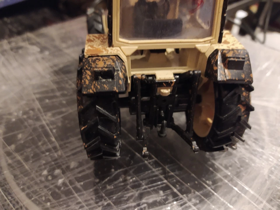 lamborghini ros trattore sporcato 1/25 - Immagine 3 di 4