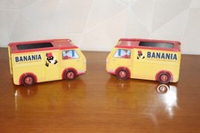 2 BOITES TIRELIRE PUBLICITAIRE BANANIA / CAMION EN TOLE  collection chocolat TBE