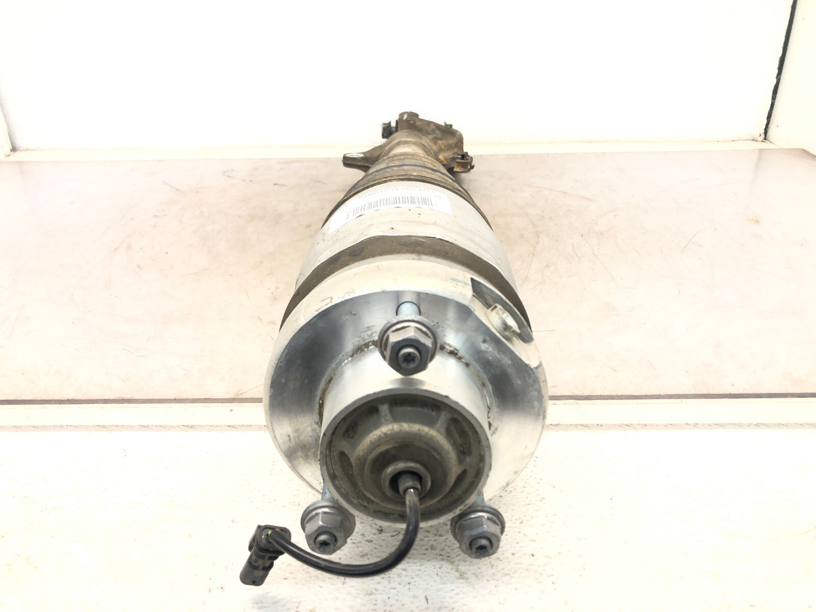 2017-2022 MASERATI LEVANTE AWD RIGHT PASS FRONT AIR SHOCK STRUT ABSORBER OEM