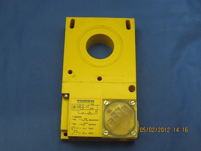 Turck Inductive Proximity Ring Sensor Bi 40-R32SR-UN6X