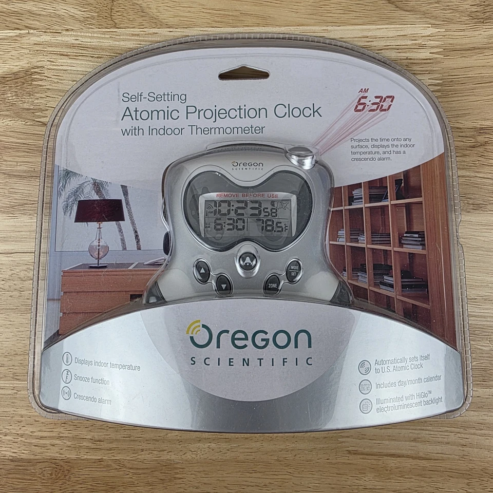 Oregon Scientific Self-Setting Atomic Projection Clock Indoor Thermometer - Image 2 of 4
