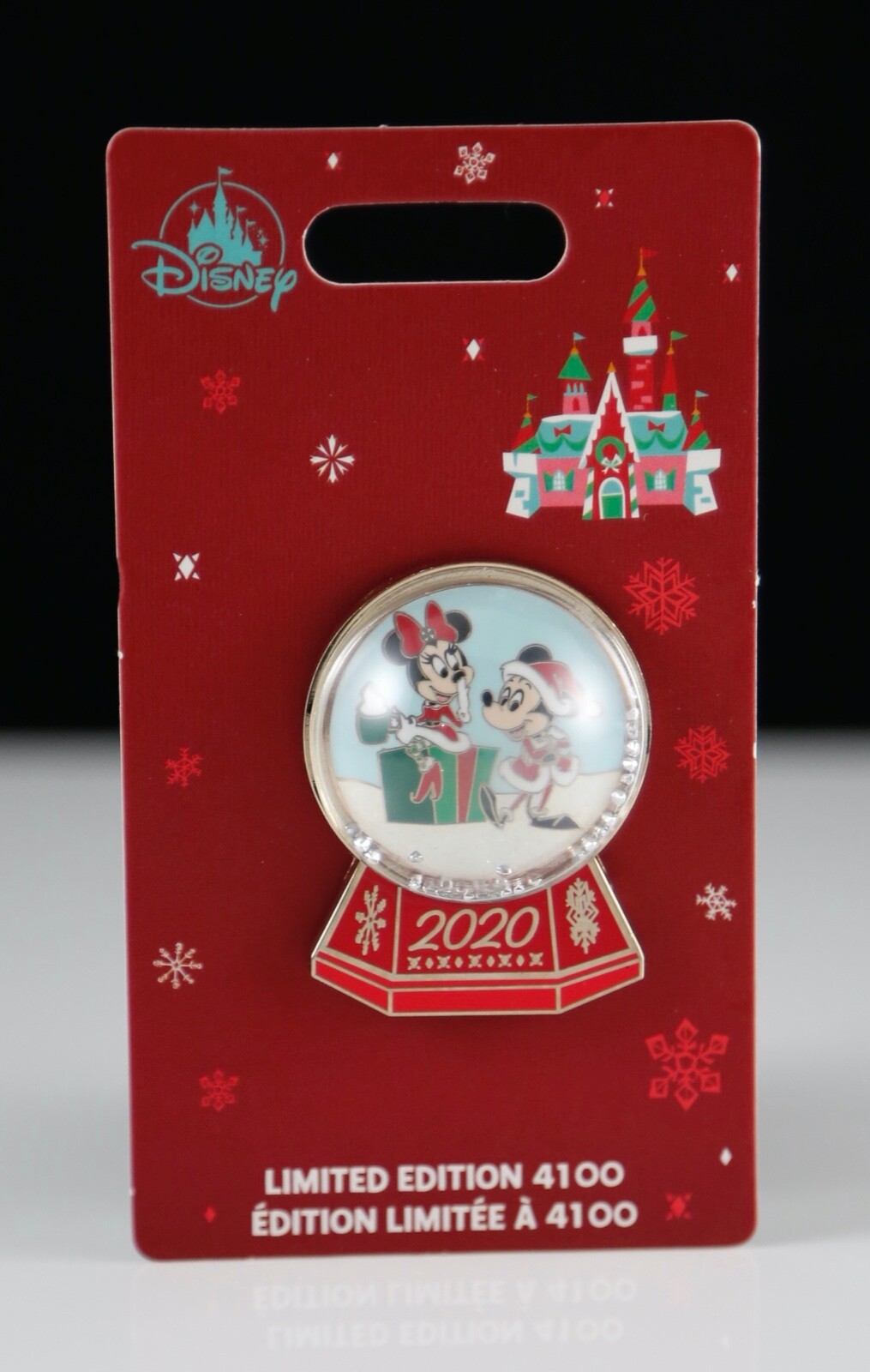 New 2020 Mickey & Minnie Mouse Christmas Holiday Snow Globe Pin LE
