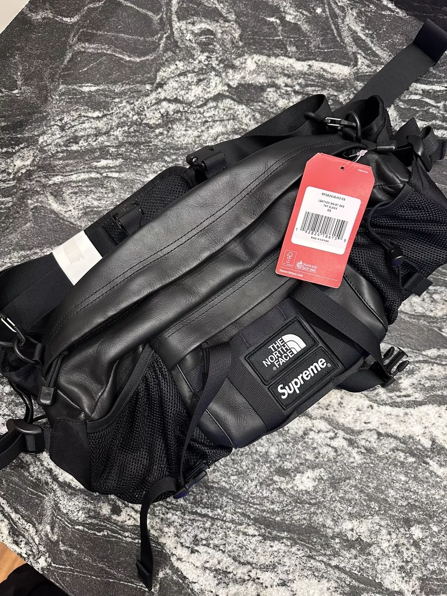 Supreme north face 2025 leather waist bag Supreme north face 2025 leather waist bag
