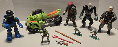 Lot of TMNT Figures and Accessories Mixed - PRE-OWNED PLAY WEAR - NOTHING BROKEN