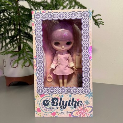 BRAND NEW IN BOX RARE Takara Blythe Lavender Hugs Doll