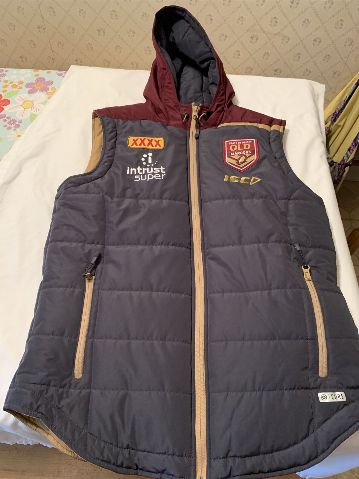 QLD Maroons Mens State of Origin Padded Hooded Vest Size S