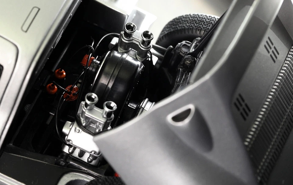 Porsche Race Car 1:18Le Mans Racing Custom Built24Metal Body12Modelo Carrusel PLATEADO Foto 4 de 4