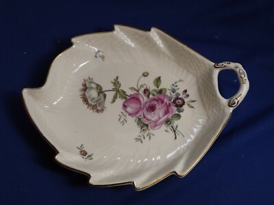 ROYAL COPENHAGEN CHINA FRIJSENBORG PATTERN # 910/1866 HANDLED