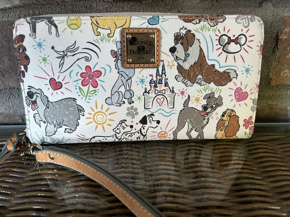 Disney Dogs Paw Prints Sketch Wallet Dooney & Bourke Pluto Lady Tramp