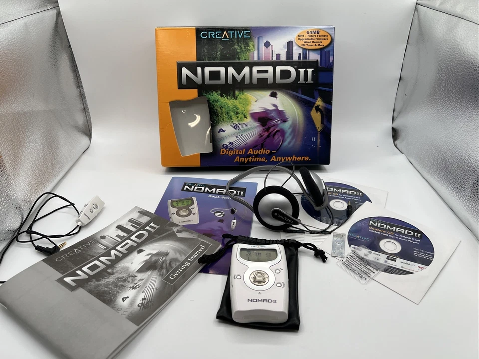 RARO! Creative NOMAD II 64 MB Audio Digital Reproductor MP3 Sintonizador FM Grabación de Voz Foto 2 de 4