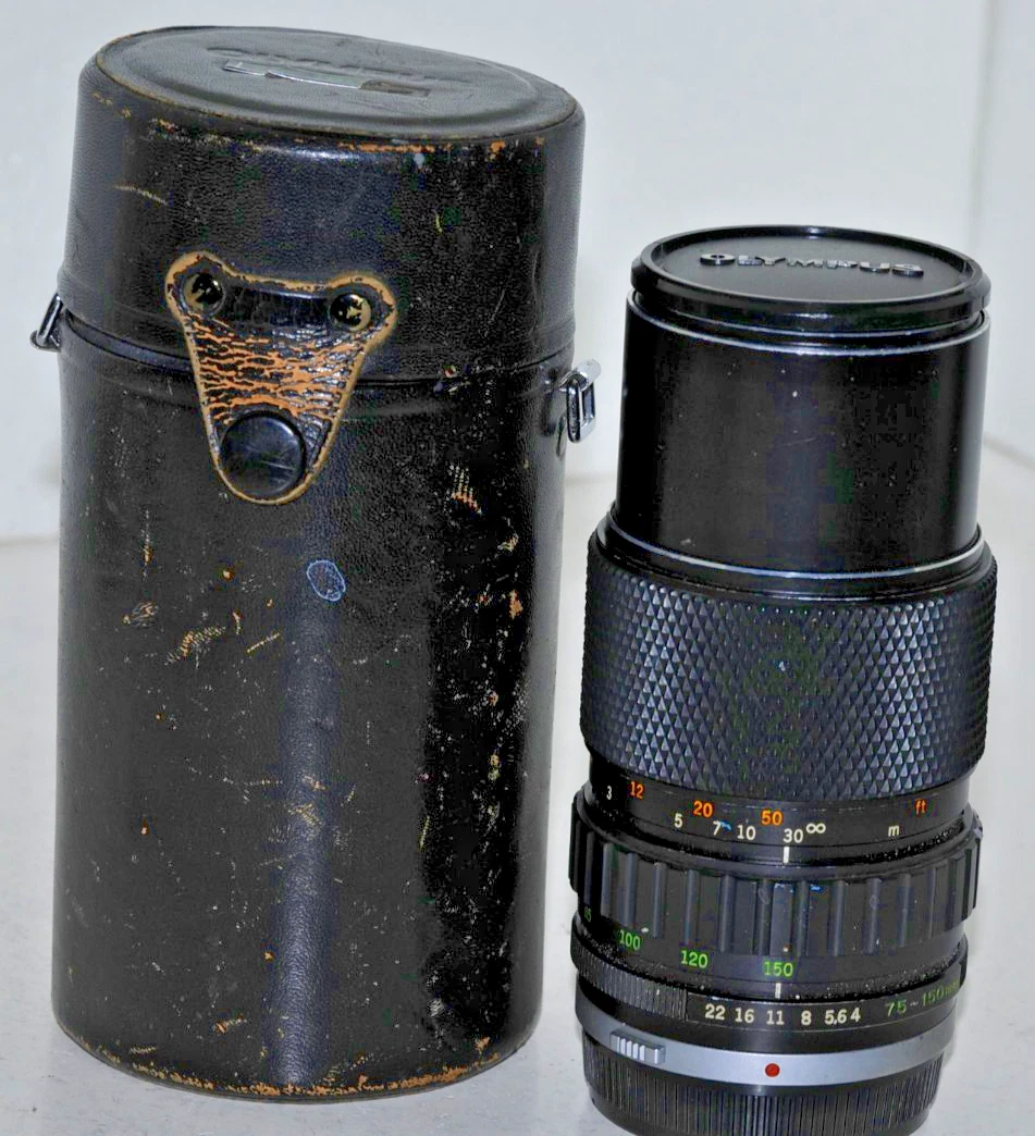 OLYMPUS ZUIKO AUTO-ZOOM F4 75-150mm ケースも Olympus OM- System
