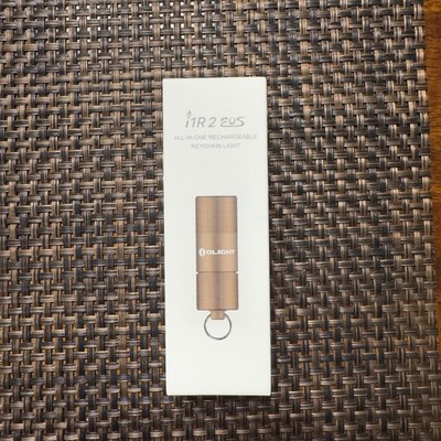 OLIGHT i1R2 EOS (Brand New) (Limited Edition)