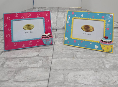 Cupcakes Relief Design 2 3D Photo Frames Picture 4'' x 6'' Treasured Times