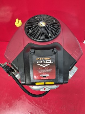 BRIGGS & STRATTON 21 HP. V-TWIN ENGINE- ONLY 304 HOURS