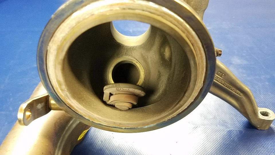 Colector de escape turbocompresor Infiniti Q50 2017-2018 Q60 2016-2019 # 67630 Foto 3 de 4