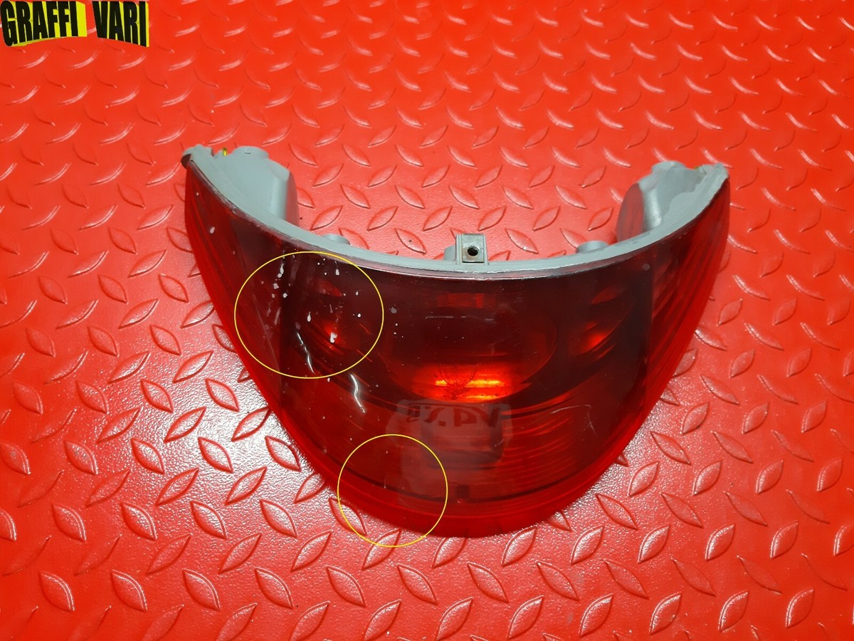 ORIGINAL PIAGGIO Rear Stop Light/Tail Light For Beverly 500 Scooter-1085817