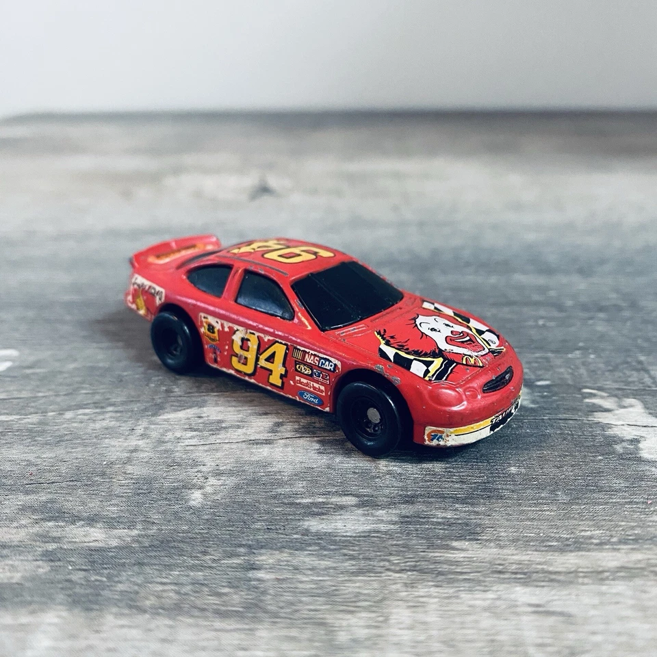 McDonalds Hot Wheels #94 1998 coche de carreras rojo Mac Tonight Ronald Happy Meal Foto 3 de 4
