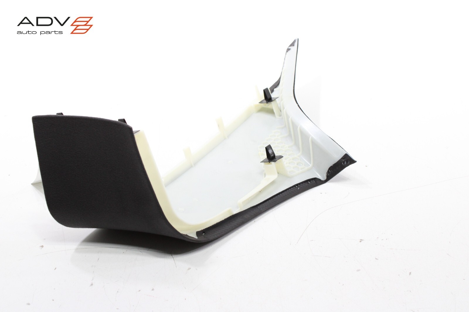 2017 - 2020 MASERATI LEVANTE REAR RIGHT SIDE D PILLAR UPPER COVER TRIM PANEL OEM