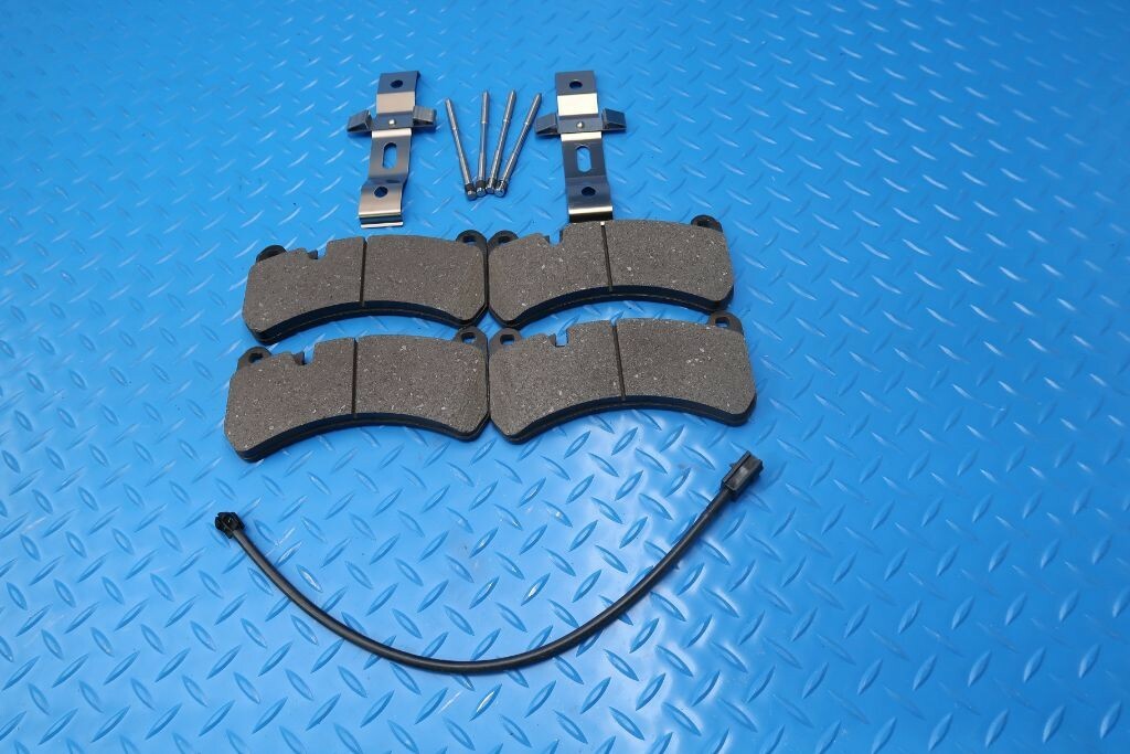 Maserati Ghibli Quattroporte brake pads rotors filters service kit #9314