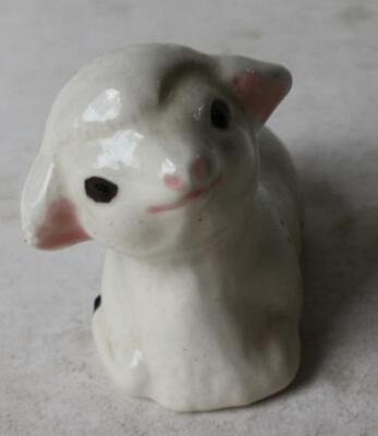 Sheep Figurine Lying Down Looking Up with Smile Ceramic Hand Painted Unmarked 2