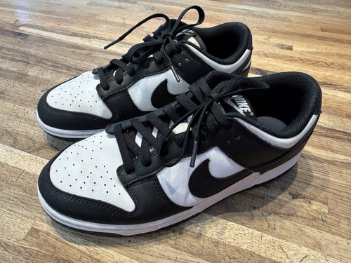 Nike Dunk Low 'Panda'
