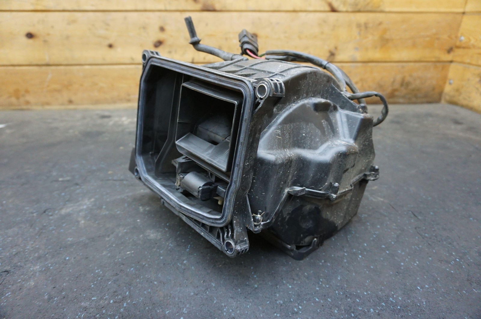 Dash HVAC Climate Blower Motor Housing Duct 4F0820020A Audi R8 2008-15 A6