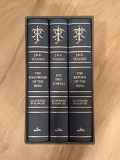 The Lord of the Rings Deluxe Illustrated Box ...