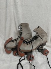 Riedell Suede Tan Rental Roller Skates Size 2 Chicago Plates