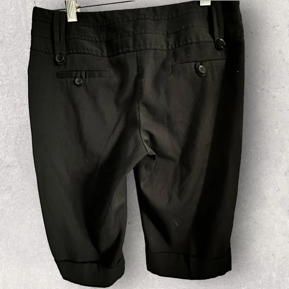 Bermudas Tracy Evans Limited negras con puños talla 7 Foto 2 de 4