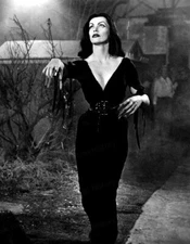 8x10 Print Maila Nurmi Known as Vampira #1100
